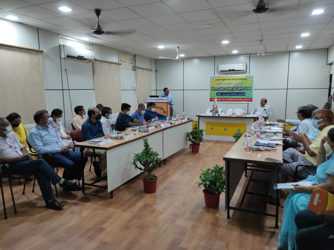 कामधेनु विश्वविद्यालय में विस्तार शिक्षा परिषद की द्वितीय बैठक में विभिन्न विस्तार गतिविधियों पर हुआ मंथन
