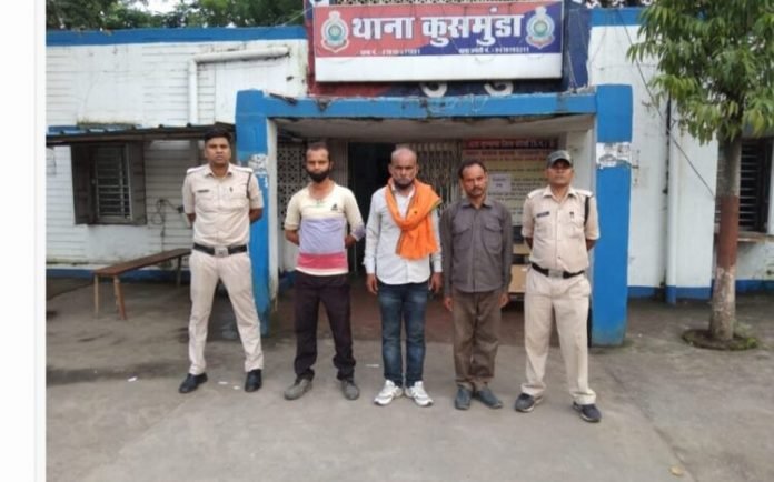 बंधक बना कर पीटने वाले तीन आरोपी गिरफ्तार, दूसरा पीड़ित भी आया सामने