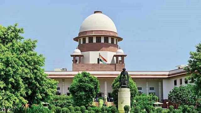 कोरोना से मरने वालों के परिजनों को मिलेगा 50 हजार रुपए का मुआवजा, केंद्र सरकार ने सुप्रीम कोर्ट में दाखिल किया हलफनामा
