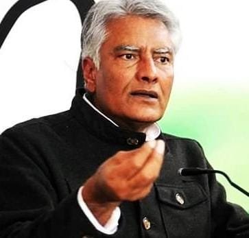 पंजाब कांग्रेस में बडे़ उलटफेर की संभावना, सुनील जाखड़ नाराज, राहुल गांधी के साथ पहुंचे दिल्ली