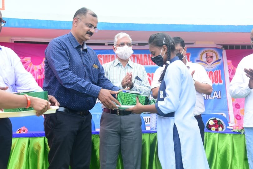 शासकीय स्कूल के बच्चे ओलंपियाड सहित भाषण में छा गए, जीई फाउंडेशन ने किया सम्मानित ,