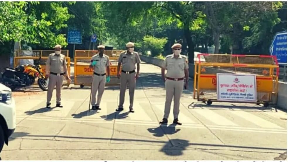 ब्रेकिंग न्यूज-कोर्ट परिसर में चली गोली, शूटर समेत चार की मौत, गैंगवार का नतीजा