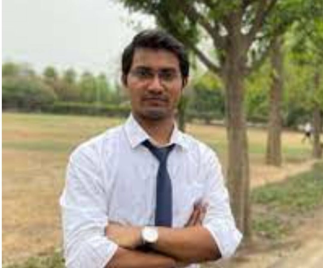 पहले मुझे लगा कि मैं गलत लिस्ट देख रहा हूं: IAS टॉपर शुभम कुमार