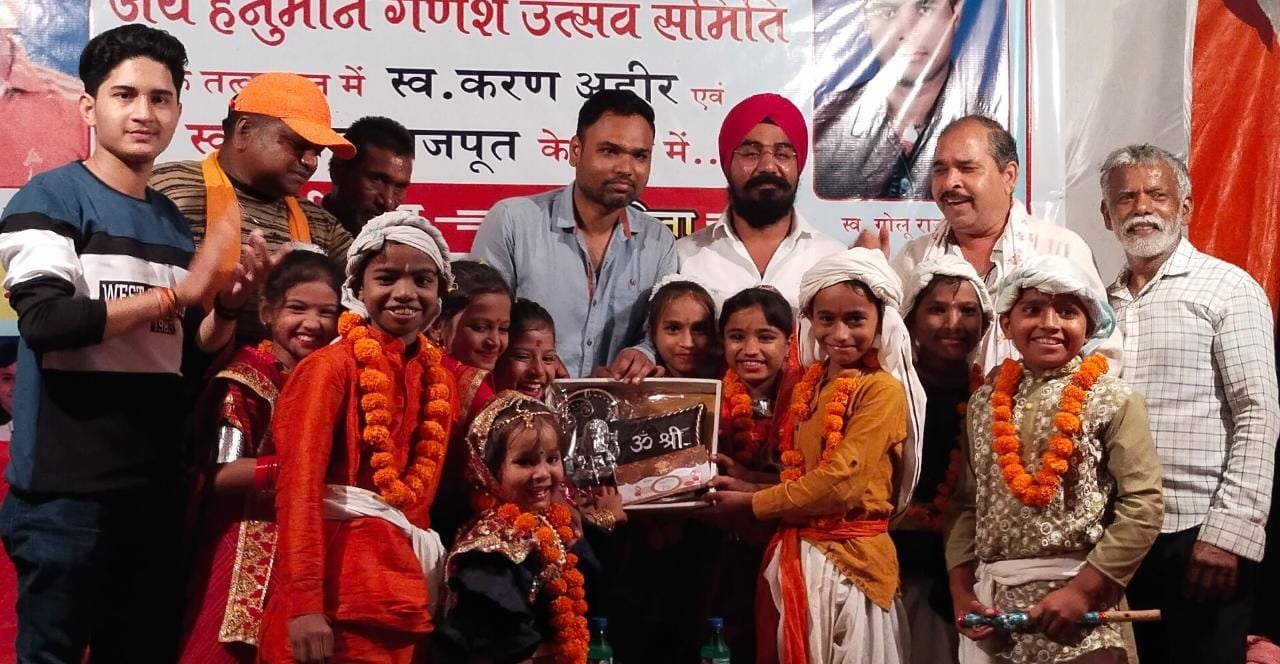 जय हनुमान गणेश उत्सव समिति द्वारा बूगी वूगी डांस प्रतियोगिता का आयोजन किया धूमधाम से