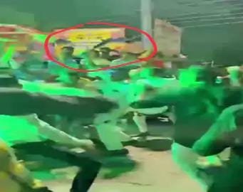 पुलिस जिन्हें तलाश रही थी वो शोभायात्रा में पिस्टल लहराते नाच-गाकर आराम से चले गए