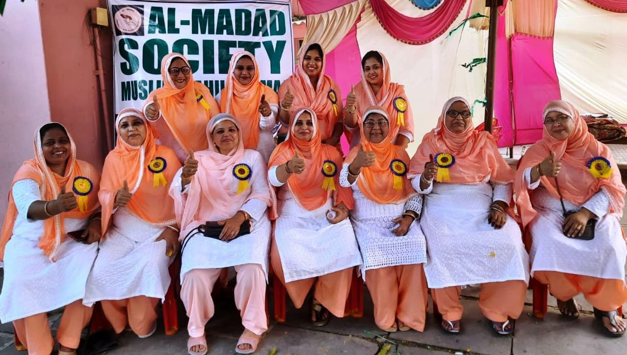 होनहार बच्चों का बढ़ाया हौसला, अल मदद सोसाइटी ने की बच्चों को किया सम्मानित