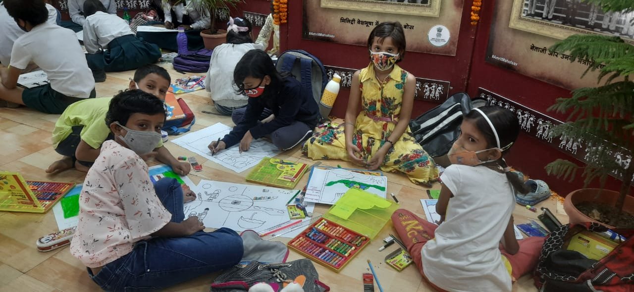 बच्चों ने कैनवास पर उकेरा मेरे सपनों का भारत, फिट इंडिया मूवमेंट के अंर्तगत कबड्डी प्रतियोगिता रहा मुख्य आकर्षण