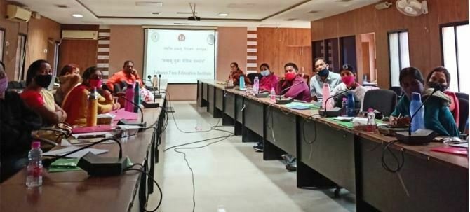 दुर्ग जिले के 3 हजार स्कूल 14 नवंबर तक होंगे तंबाकू मुक्त, 50 शिक्षकों को दी गई ट्रेनिंग, स्कूलों के 100 मीटर दायरे तक तंबाकू सेवन एवं विक्रय रहेगा प्रतिबंधित