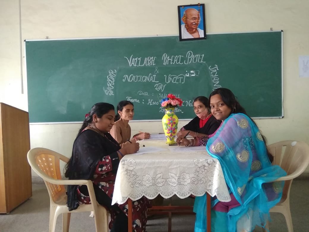 सरदार वल्लभाई पटेल के जन्मोत्सव एवं राष्ट्रीय एकता दिवस पर अंर्तमहाविद्यालयीन निबंध प्रतियोगिता के परिणाम घोषित सरदार वल्लभाई पटेल के जन्मोत्सव एवं राष्ट्रीय एकता दिवस पर अंर्तमहाविद्यालयीन निबंध प्रतियोगिता के परिणाम घोषित