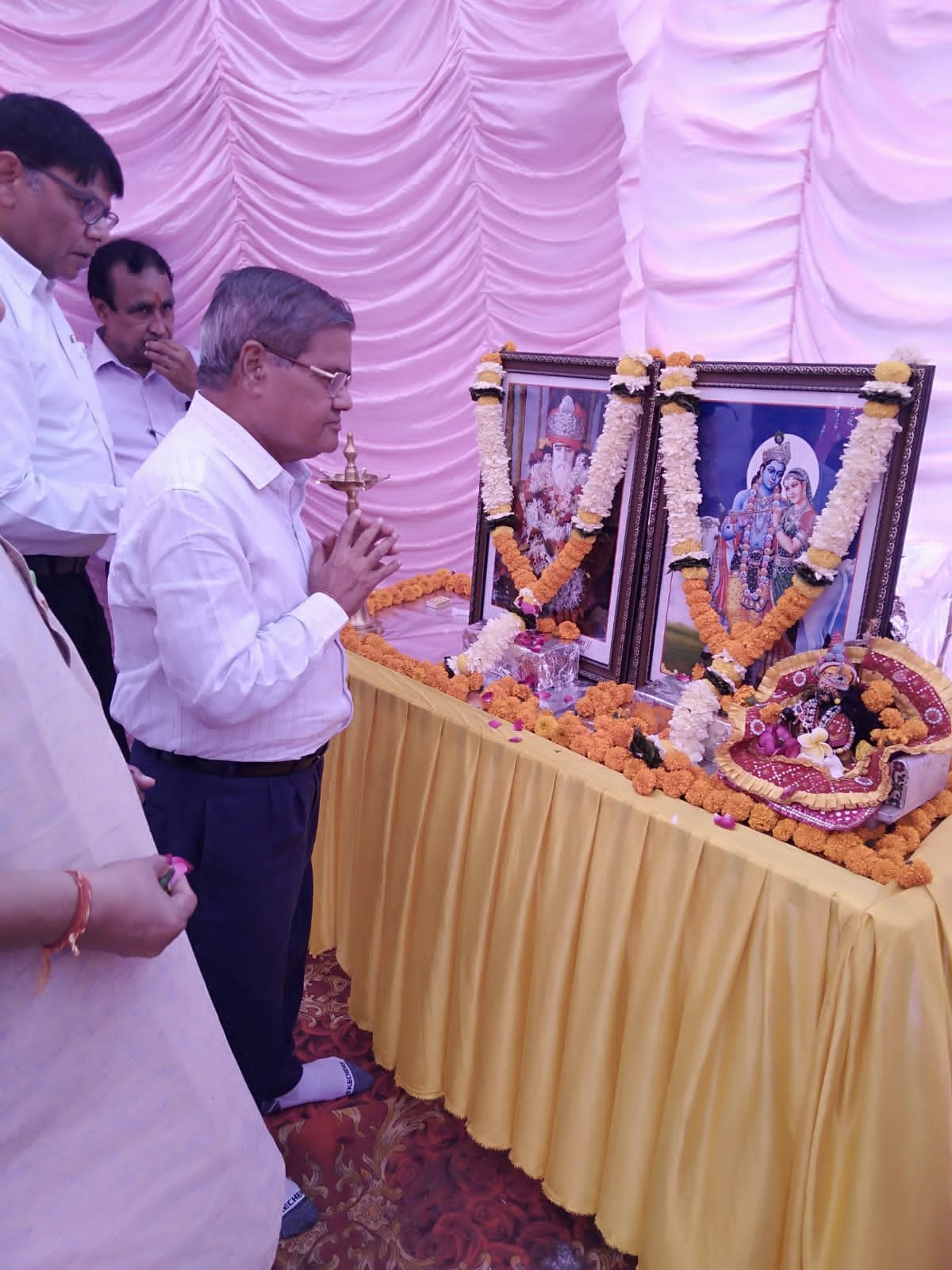 गौ माता की सुरक्षा बहुत जरूरी, गो वध पर पूर्ण प्रतिबंध लगना चाहिए, श्री हरि ओम बाबा गौरक्षण ट्रस्ट गौशाला में मनाई गई गोपा अष्टमी गौ माता की सुरक्षा बहुत जरूरी, गो वध पर पूर्ण प्रतिबंध लगना चाहिए, श्री हरि ओम बाबा गौरक्षण ट्रस्ट गौशाला में मनाई गई गोपा अष्टमी