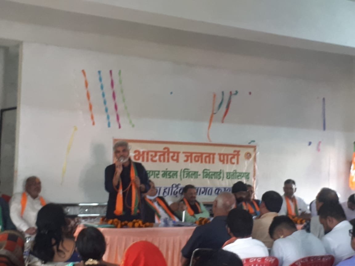महापौर बनाने के लिए पुराना इतिहास दोहराना होगा – संतोष, वैशाली नगर मंडल में निकाय चुनाव सम्बन्धित बैठक सम्पन्न