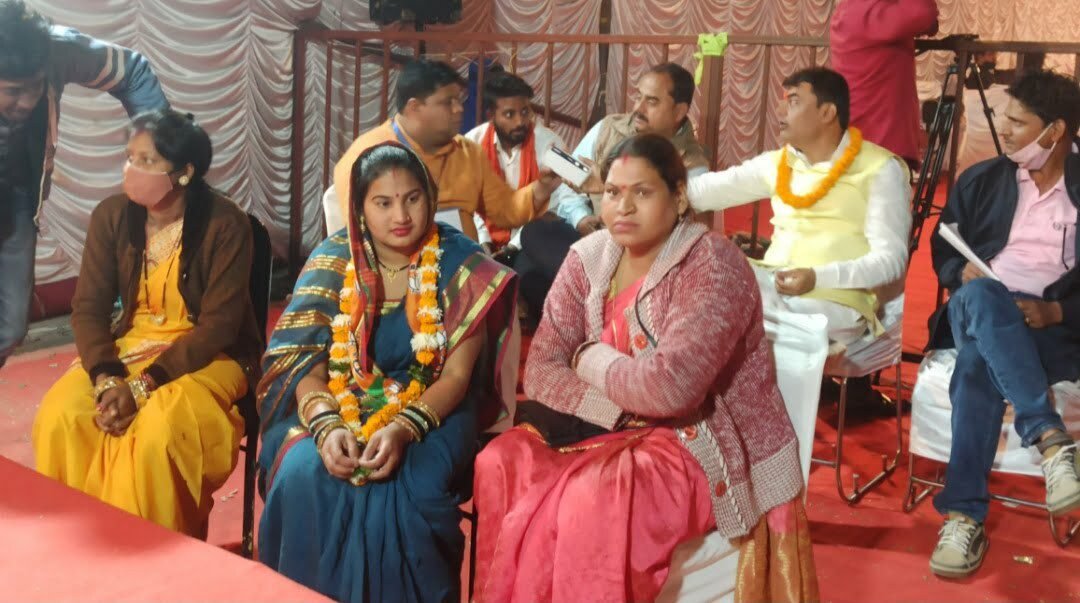 *भिलाई निगम चुनाव ब्रेकिंग : पीयूष, लक्ष्मी, सरिता, चंदेश्वरी, ईश्वरी, दया को जीत पर मिला प्रमाण पत्र, 7 राउंड के बाद कांग्रेस 33, भाजपा 26, निर्दलीय 10 प्रत्याशी आगे*
