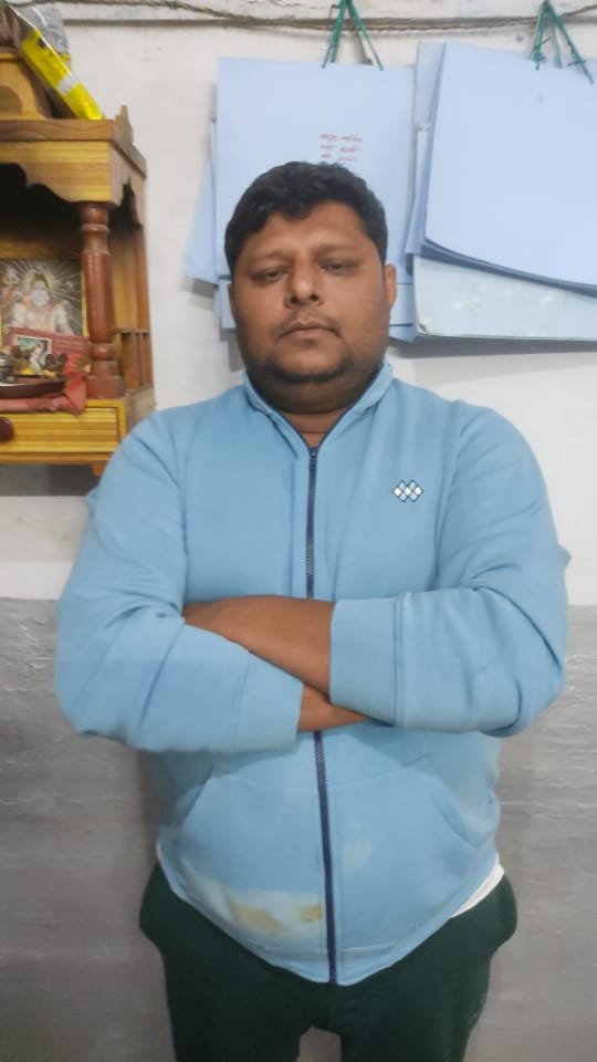 *होटल लैंडमार्क पावर हाउस के एक कमरे में जुआ किंग नियाज सहित 12 आरोपी धरे गए, 28000 की राशि जप्त*