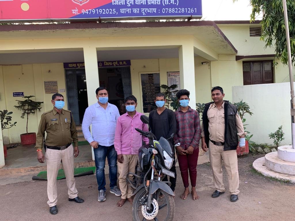 *बालाजी इंडस्ट्रीज लिमिटेड कंपनी से 1 सप्ताह पूर्व चोरी गए 135 नग हाईक्रोम ग्राइंडिंग मीडिया बॉल किए बरामद ,तीन आरोपियों को धर दबोचा*