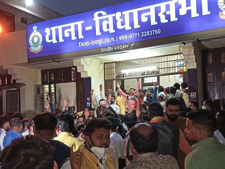 *भाजपाई अडे़-"थानेदार पर कार्रवाई नहीं तो आज राजभवन तक मार्च, कल बंद करेंगे पूरा रायपुर*