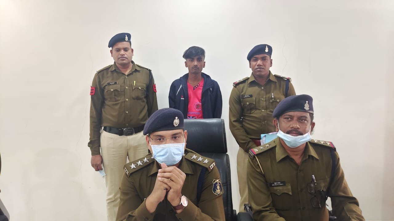 *सेक्सटार्सन गिरोह के सदस्य को दुर्ग पुलिस के द्वार राजस्थान के जालौर किया गिरफ्तार,नाबलिग लड़कियों से सोशल मीडिया में दोस्ती कर  अपराध को देता था अंजाम*