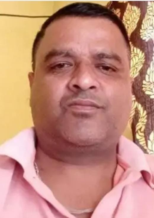 *तेज रफ्तार कार की ठोकर से स्पेशल टास्क फोर्स के जवान की सड़क हादसे में मौत, दुर्ग धमधा रोड पर चिखली गांव के पास हुआ हादसा* *तेज रफ्तार कार की ठोकर से स्पेशल टास्क फोर्स के जवान की सड़क हादसे में मौत, दुर्ग धमधा रोड पर चिखली गांव के पास हुआ हादसा*