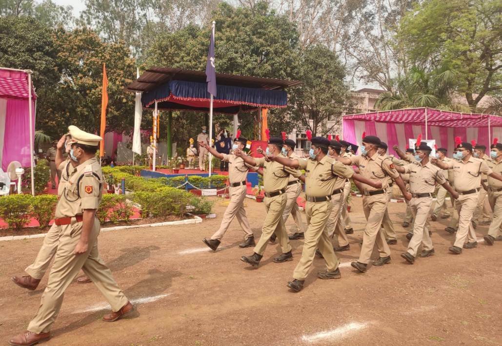 *केंद्रीय औद्योगिक सुरक्षा बल  देश के 353 अति महत्वपूर्ण प्रतिष्ठानों का बना सुरक्षा कवच, स्थापना की 53 वीं वर्षगांठ मना रहा देश का यह सशस्त्र बल*
