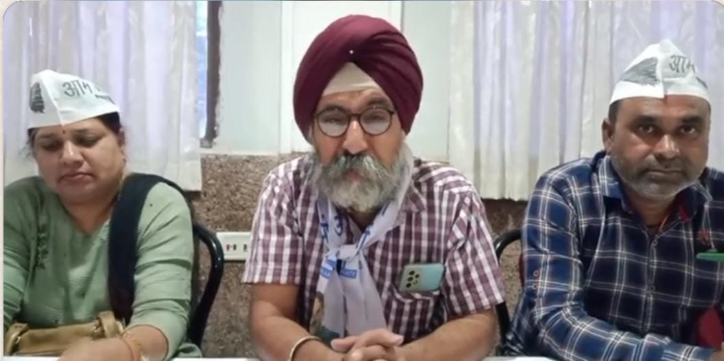 *कौड़ियों में बिकी हाउसिंग बोर्ड की जमीन-अकेले विधायक के भाई की निविदा-आम आदमी पार्टी ने पत्रवार्ता में लगाए आरोप*