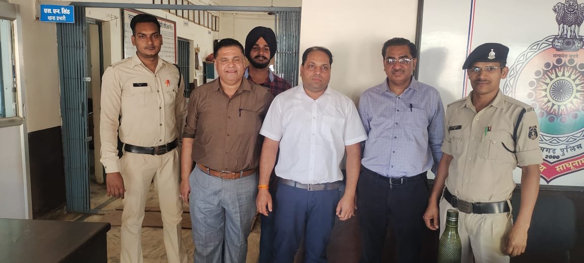 *शासकीय महाविद्यालय नंदिनी नगर के प्रभारी प्राचार्य की आत्महत्या मामले में कॉलेज के 3 सहायक प्राध्यापक गिरफ्तार, घटना के 5 माह बाद आज तीनों आरोपियों के खिलाफ अपराध पंजीबद्ध*