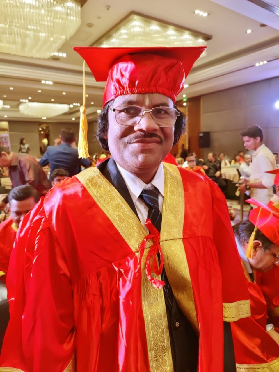*पद्मश्री राधेश्याम बारले को मिला डॉ की मानद उपाधि*, सेंट मदर टेरेसा युनिवरसिटी कासा ने दी मानद उपाधि