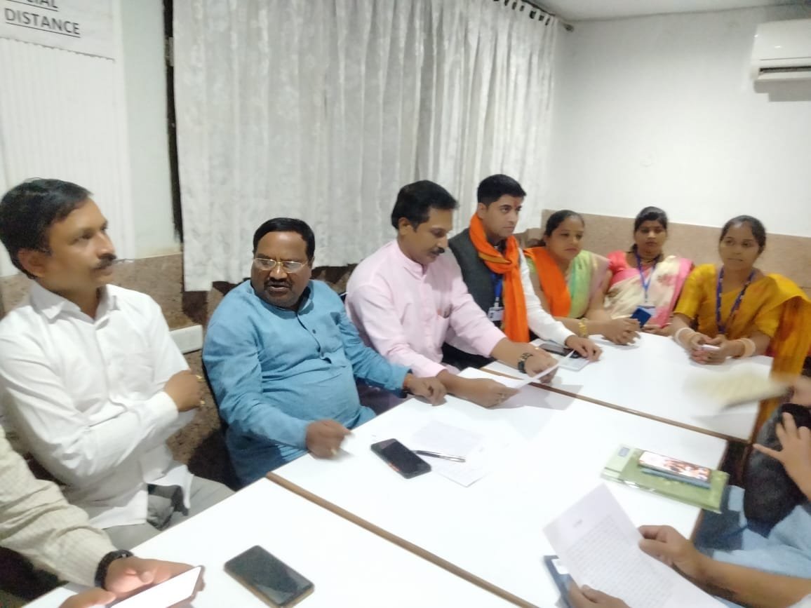 *कांग्रेस पार्टी द्वारा सत्ता का खुलेआम दुरुपयोग कर रिसाली नगर निगम का बजट किया प्रस्तुत, जिला भाजपा का आरोप*