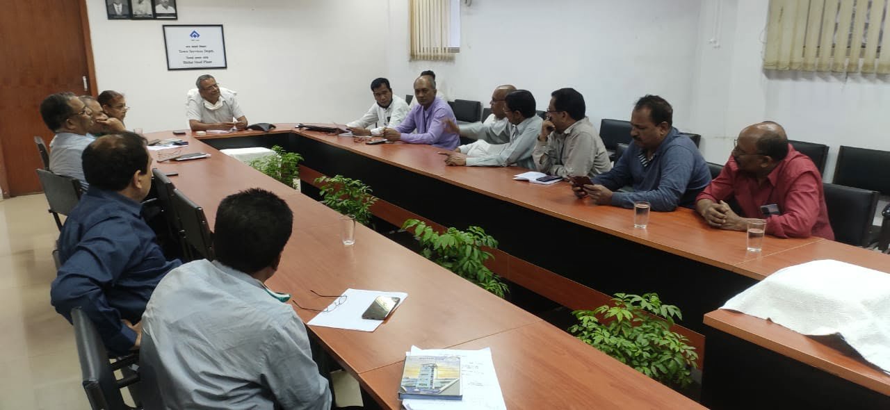 *टाउनशिप में गंदे पानी की आपूर्ति सहित कई कमियों से अवगत कराया मुख्य महाप्रबंधक को सीटू ने*