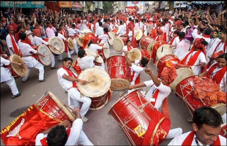 धूम मचाने दुर्ग में पहली बार महाराष्ट्र से आ रहा ढोलताशा पथक, माता की पालकी एवं रामनवमी शोभा यात्रा की करेगा अगुवाई, 61 पुरुष एवं महिला के साथ दुर्ग संभाग में पहली बार देंगे प्रस्तुति धूम मचाने दुर्ग में पहली बार महाराष्ट्र से आ रहा ढोलताशा पथक, माता की पालकी एवं रामनवमी शोभा यात्रा की करेगा अगुवाई, 61 पुरुष एवं महिला के साथ दुर्ग संभाग में पहली बार देंगे प्रस्तुति