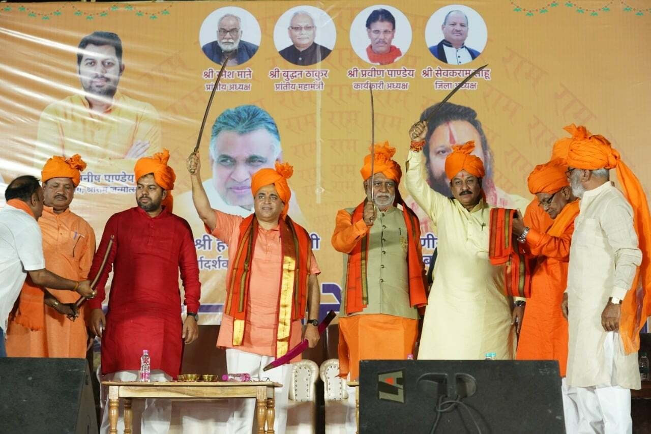 भिलाई के रामभक्तों का विशाल जनसमूह पूरे देश को दे रहा एकता का संदेश – देवधर,  37वें वर्ष हुए कार्यक्रम से भगवामय हुई इस्पात नगरी,,रामलीला मैदान में जुटी हजारों की भीड़