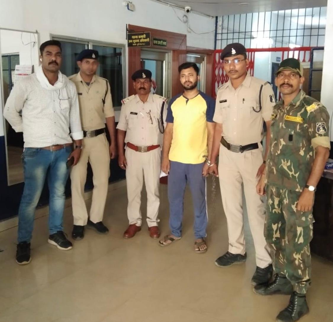 शहर में नशा परोसने वाला किया गया गिरफ्तार, आरोपी के कब्जे से 173 स्ट्रीप मादक टेबलेट की गई जप्त, पदमनाभपुर पलिस की कार्यवाही