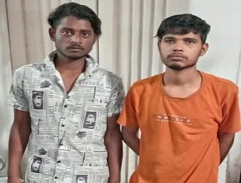 मोबाइल के लिए दोस्त की हत्या, चाकू मार पटरियों पर फेंका, टुकड़ों में मिली लाश