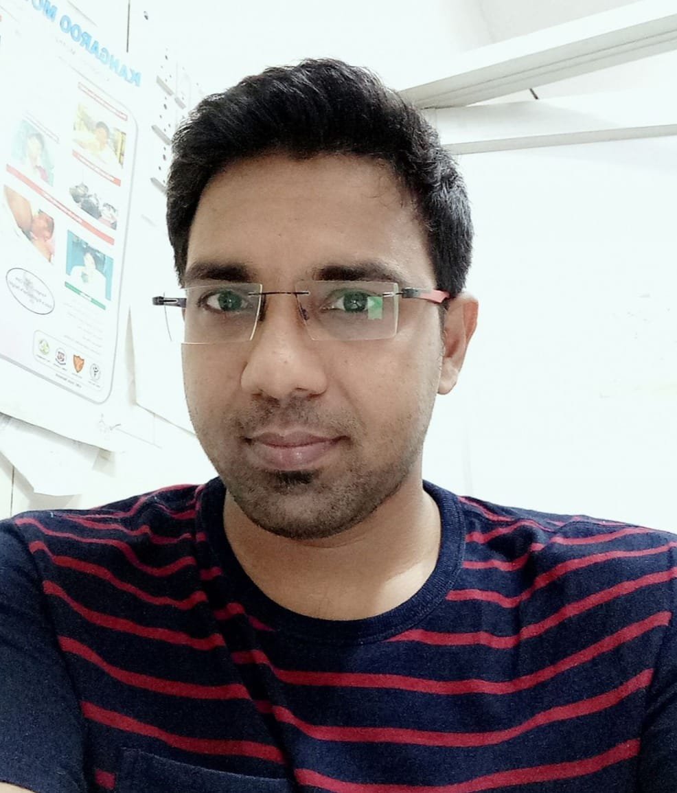 डॉक्टर बनने का सपना लेकर बस में साइकिल और दो बैग लेकर गांव से आया शहर पहुंचे दयानंद होता ने हर गलती से सीख लेकर आगे बढ़े ,आज डॉक्टर बनकर बचपन में देखे सपने को किया साकार