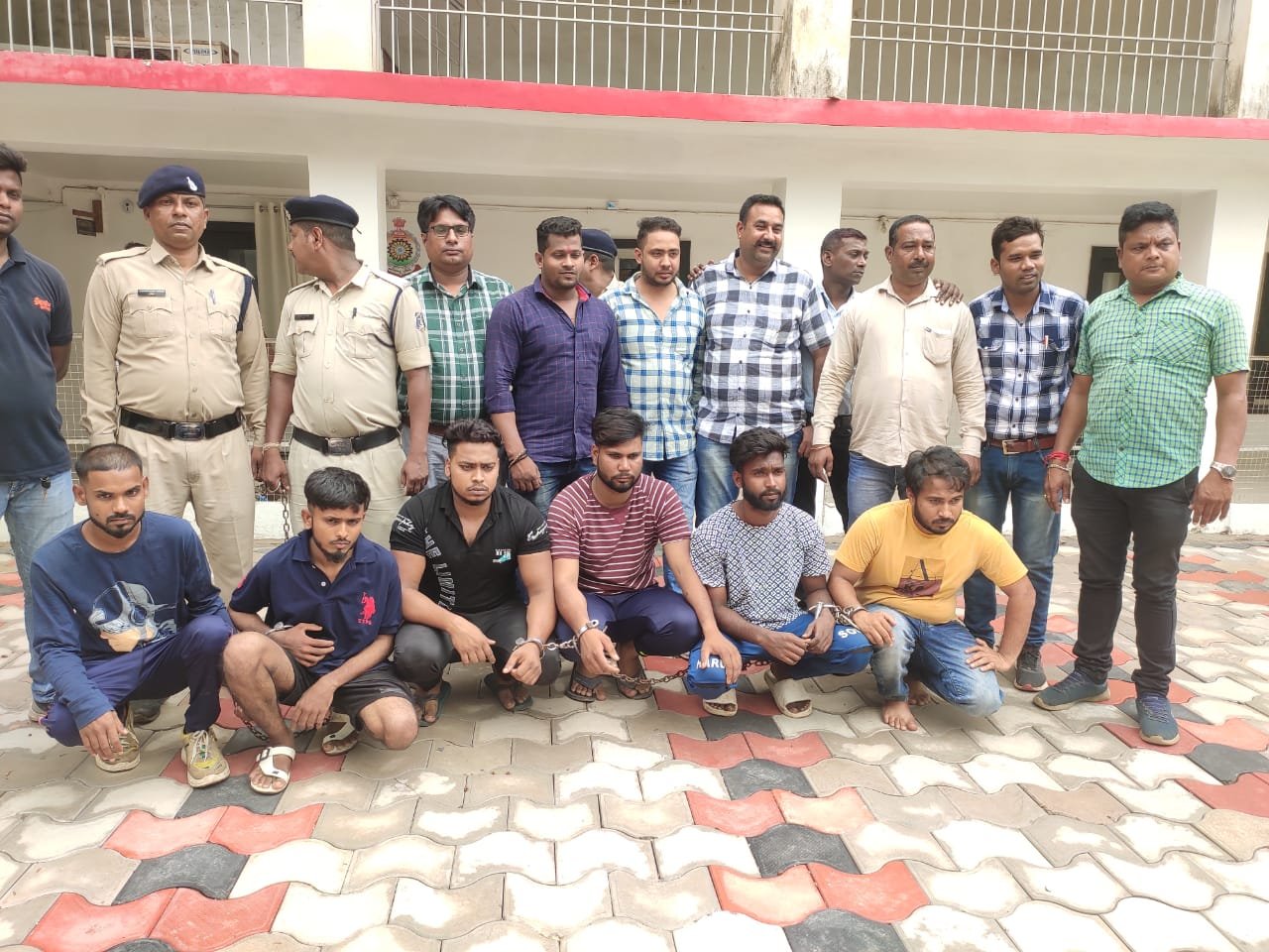 रंजीत हत्याकांड के 6 आरोपियों को धर दबोचा पुलिस ने, हत्या में प्रयुक्त हथियार एवं दुपहिया वाहन  जप्त, दो फरार आरोपियों की तलाश जारी