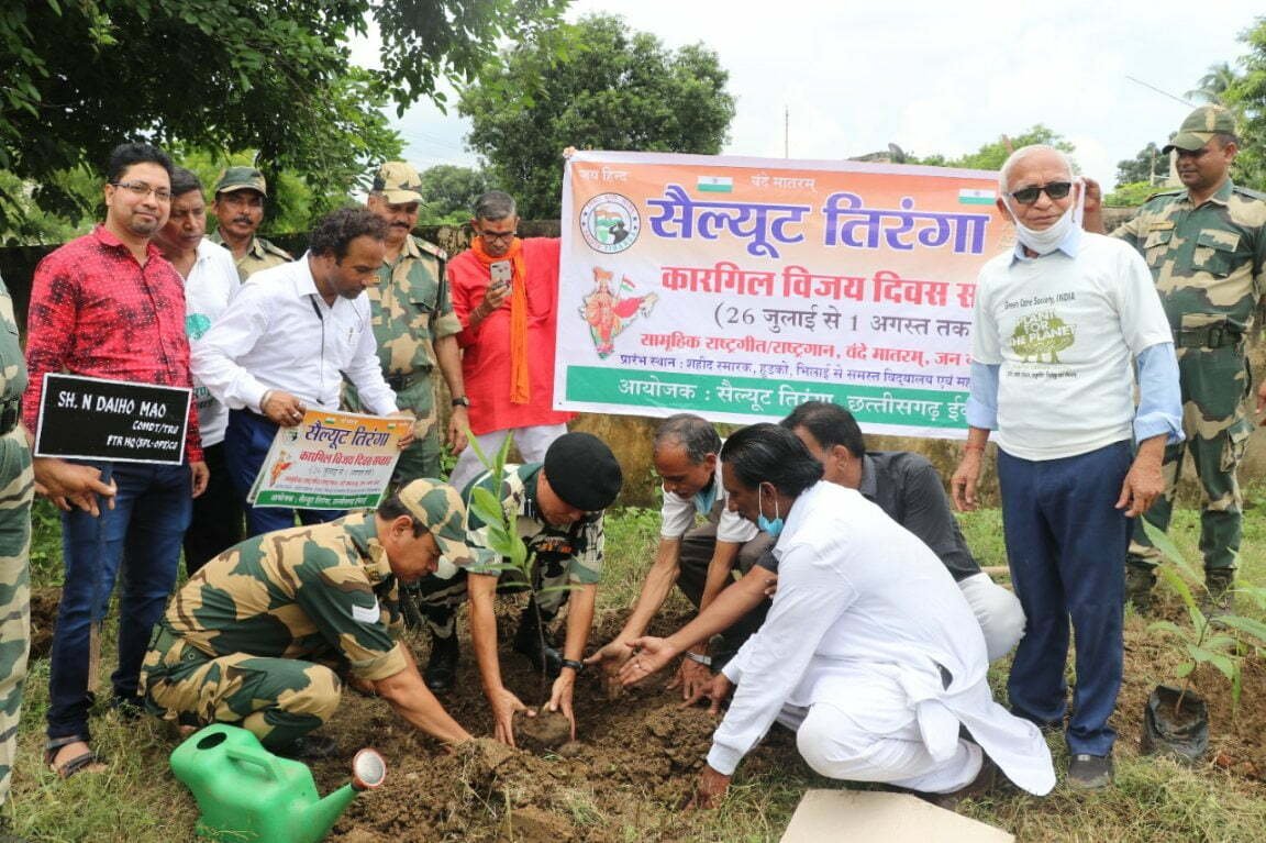 सीमान्त मुख्यालय सीमा सुरक्षा बल भिलाई, छत्तीसगढ़ द्वारा किया गया पौधारोपण, दो शैक्षणिक संस्थाओं में लगाए 260 पौधे सीमान्त मुख्यालय सीमा सुरक्षा बल भिलाई, छत्तीसगढ़ द्वारा किया गया पौधारोपण, दो शैक्षणिक संस्थाओं में लगाए 260 पौधे
