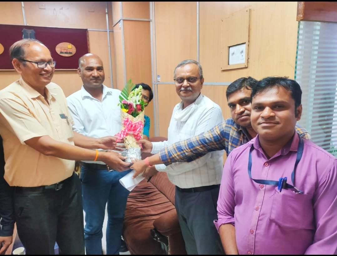 डेफि कार्यकारिणी ने ईडी वर्क्स भिलाई से की सौजन्य मुलाकात डेफि कार्यकारिणी ने ईडी वर्क्स भिलाई से की सौजन्य मुलाकात
