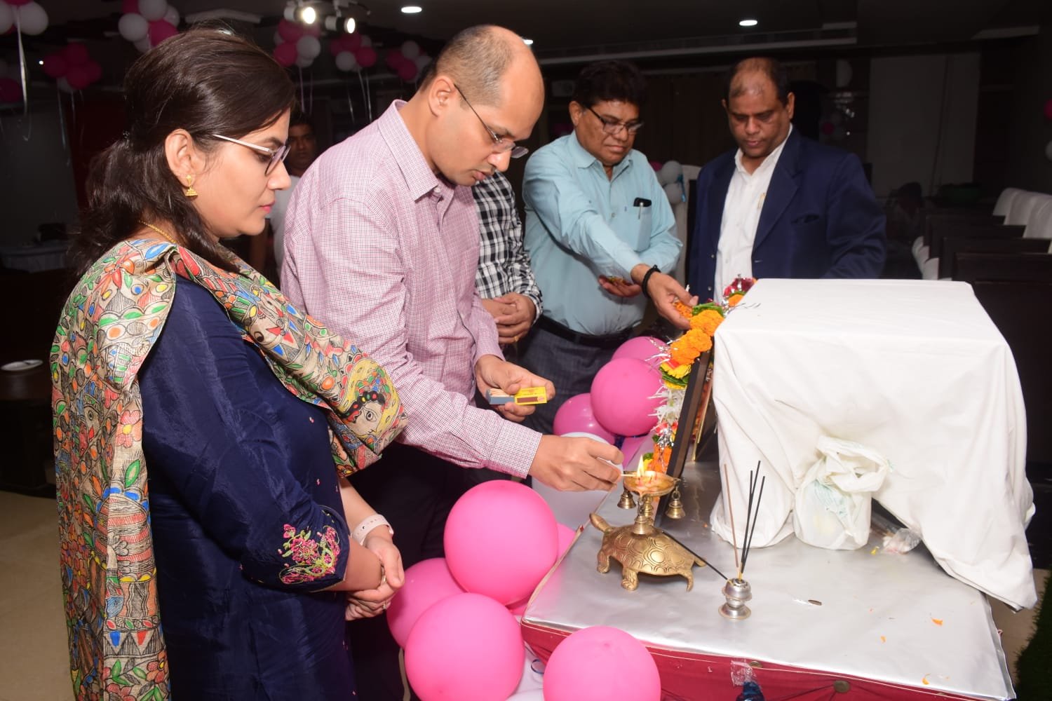 चिकित्सक केवल जीवन देने का कार्य करता है – डॉक्टर पल्लव,एस.आर. हॉस्पिटल एवं आई. एम.ए.द्वारा डाक्टर्स डे के अवसर पर 28 डॉक्टर का किया सम्मान
