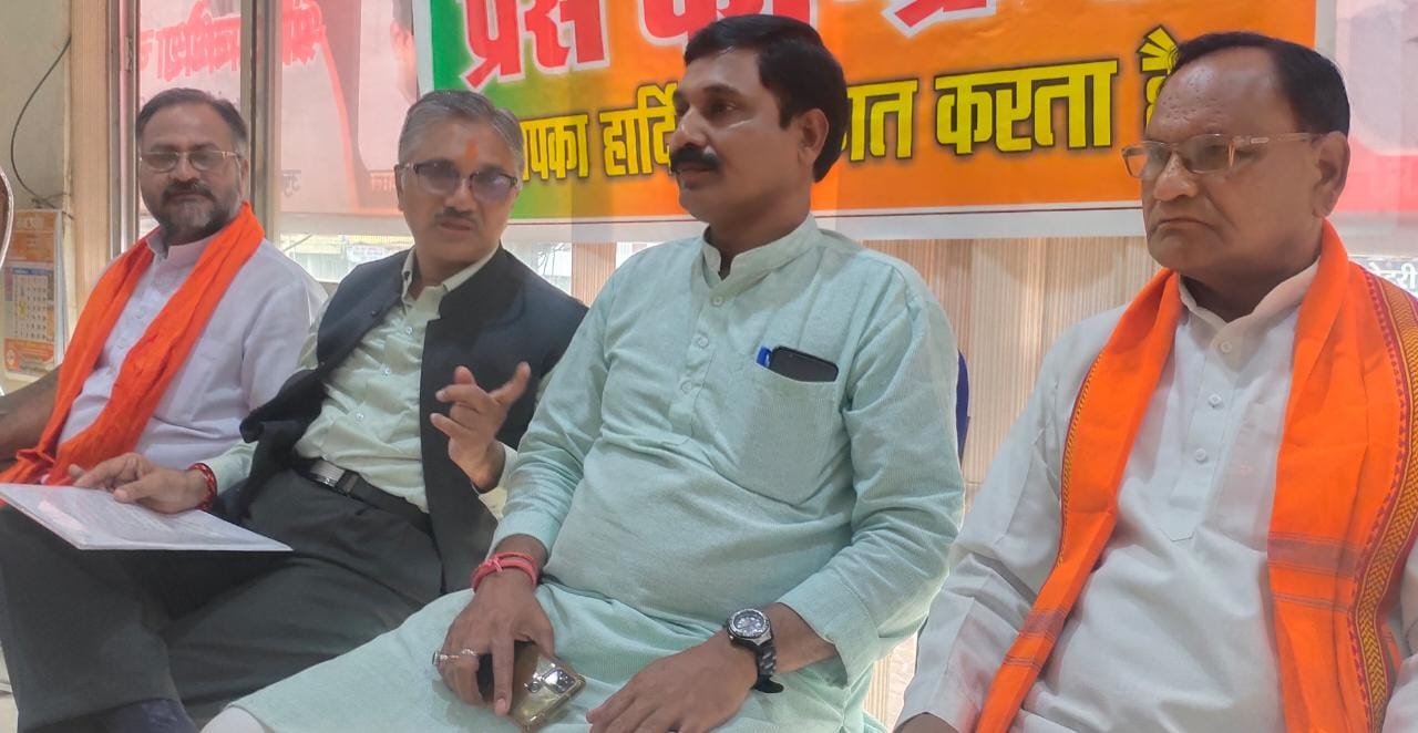 आय कर छापे बाद कांग्रेस सरकार का भ्रष्टाचार उजागर, मिला 9.5 करोड़ नगद, 4.5 करोड़ के जेवरात-नरेश गुप्ता आय कर छापे बाद कांग्रेस सरकार का भ्रष्टाचार उजागर, मिला 9.5 करोड़ नगद, 4.5 करोड़ के जेवरात-नरेश गुप्ता