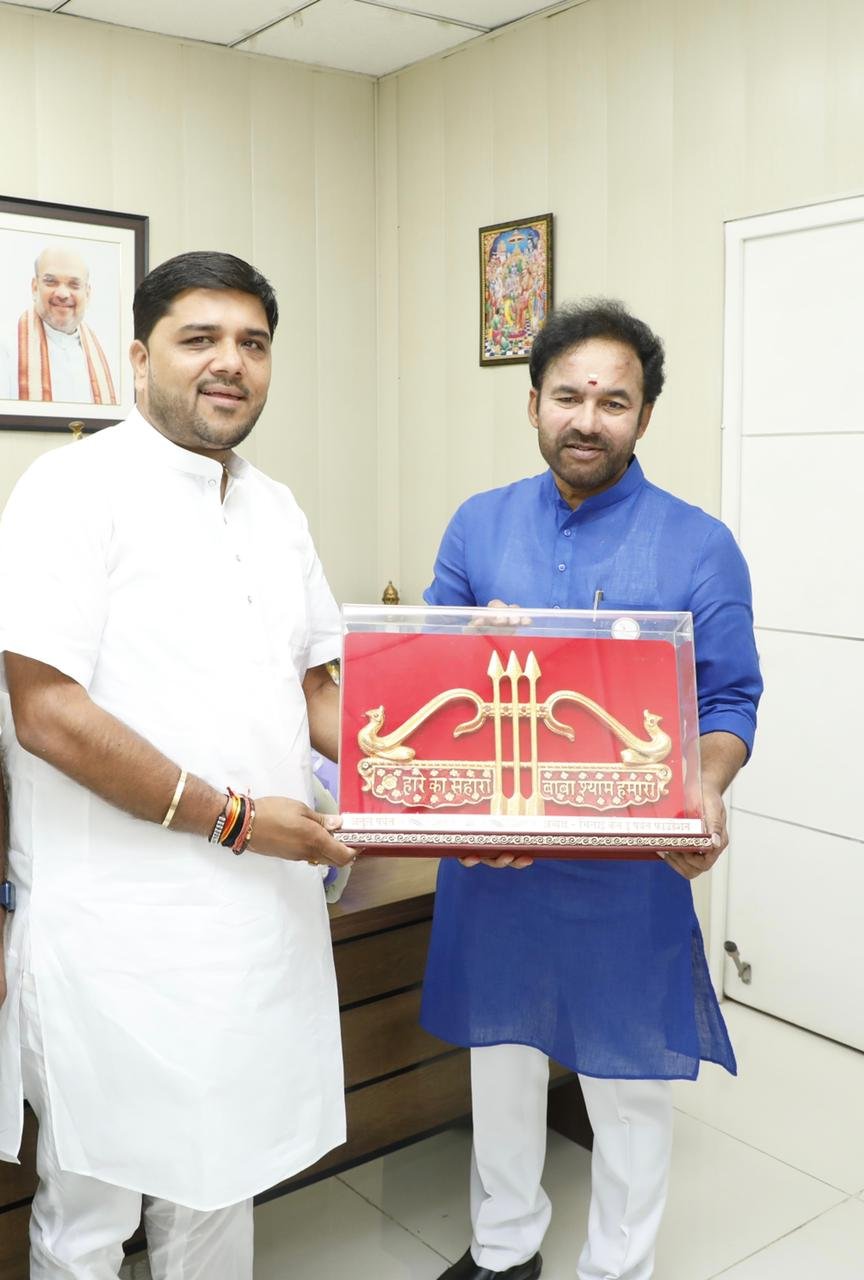 भिलाई कैन डू पर्वत फाउंडेशन के चेयरमैन ने केंद्रीय मंत्री किशन रेड्डी से नई दिल्ली में की मुलाकात