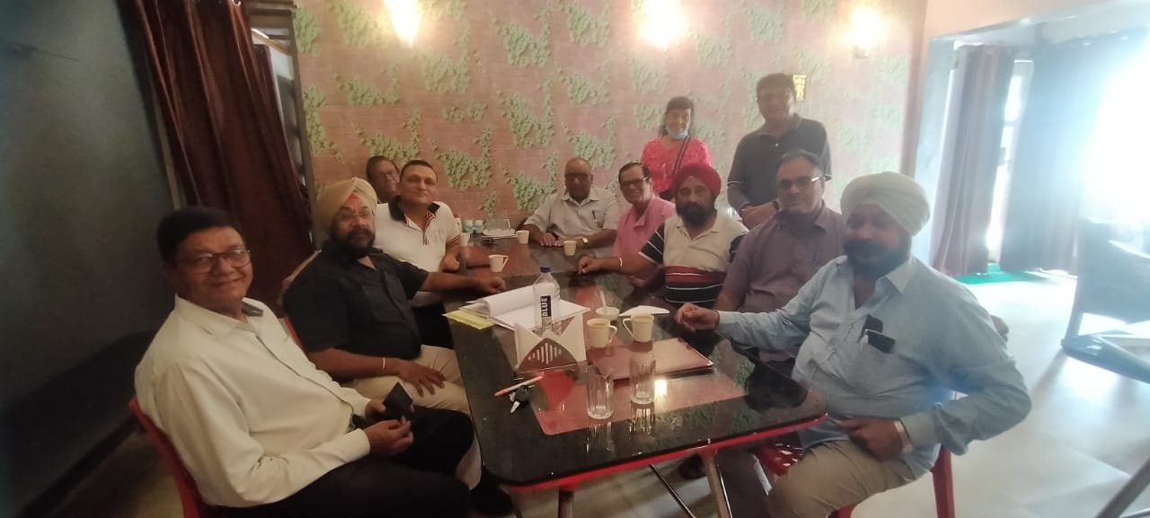 नेहरू नगर रेसीडेंट्स एसोसिएशन द्वारा  स्वन्त्रता दिवस के आयोजन में अगस्त में आजादी का अमृत महोत्सव के स्टीकर करेगे वितरित