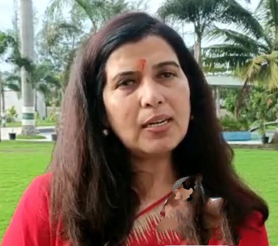 जनजाति वर्ग को नेतृत्व करने का अवसर दिया प्रधानमंत्री नरेंद्र मोदी ने, हर घर झंडा जन जागृति अभियान – सरोज जनजाति वर्ग को नेतृत्व करने का अवसर दिया प्रधानमंत्री नरेंद्र मोदी ने, हर घर झंडा जन जागृति अभियान – सरोज