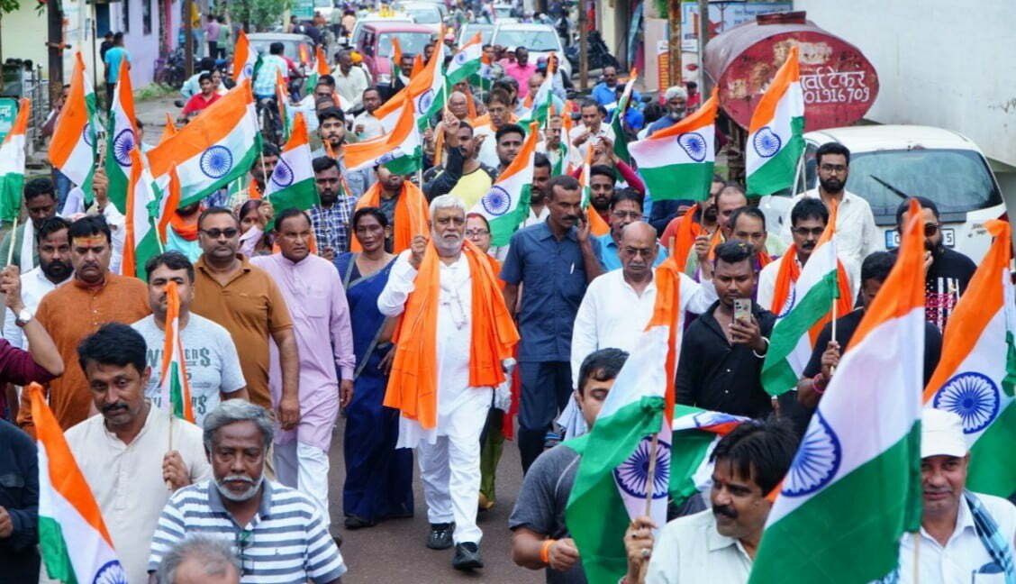 प्रेम प्रकाश पांडे के सार्थक प्रयास से भिलाई में 13 से 15 अगस्त तक हर घर लहराएगा तिरंगा, राष्ट्रव्यापी मुहिम से जुड़े भिलाइयंस, श्री राम जन्म उत्सव समिति की रही निर्णायक भूमिका प्रेम प्रकाश पांडे के सार्थक प्रयास से भिलाई में 13 से 15 अगस्त तक हर घर लहराएगा तिरंगा, राष्ट्रव्यापी मुहिम से जुड़े भिलाइयंस, श्री राम जन्म उत्सव समिति की रही निर्णायक भूमिका