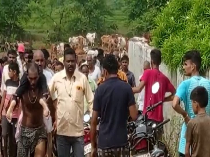 नाले में नहाने गई दो बच्चियां पानी में बही, एक की मौत, दूसरी गंभीर रूप से घायल, चारवाहे ने एक को निकाला बाहर, घटना दुर्ग संभाग की