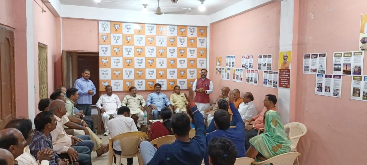 प्रधानमंत्री के जन्मदिवस पर भाजपा भिलाई के सभी 10 मंडलों में किया गया पौधरोपण, 100 से ज्यादा कार्यकर्ताओं ने किया रक्तदान, उपलब्धियों से संबंधित लगाई गई फोटो प्रदर्शनी