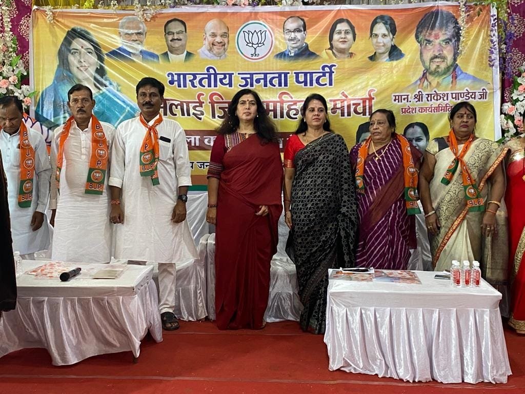 महिला स्व सहायता समूह से रेडी टू ईट का कार्य छीन कर प्रदेश की 20 हजार बहनों को बेरोजगार किया प्रदेश सरकार ने – सरोज महिला स्व सहायता समूह से रेडी टू ईट का कार्य छीन कर प्रदेश की 20 हजार बहनों को बेरोजगार किया प्रदेश सरकार ने – सरोज