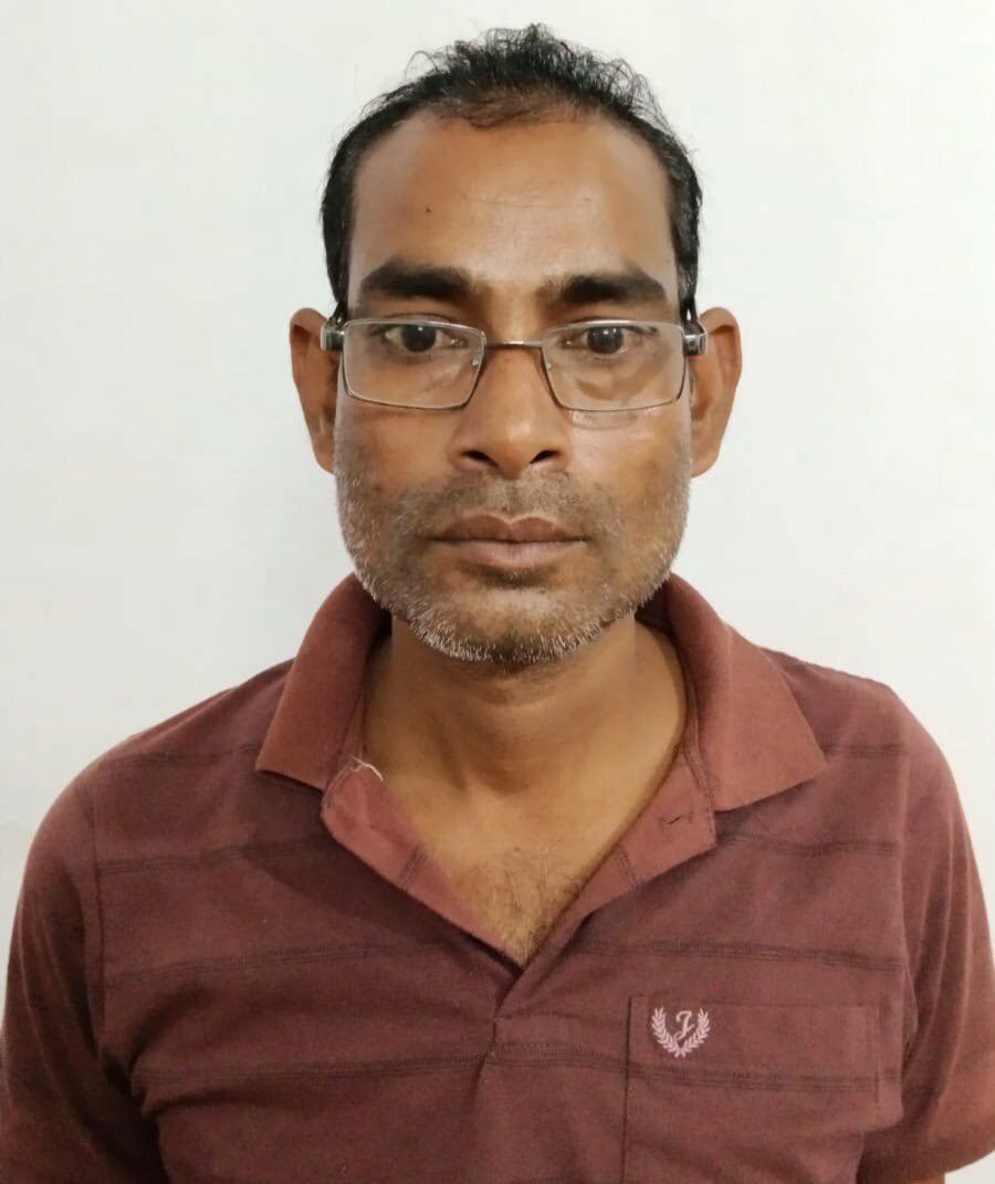 नगर पालिक निगम रिसाली में नौकरी लगाने के नाम पर 10 लोगों से फर्जी डॉक्टर ने वसूले साढ़े 10 लाख, 2 साल तक रुपए नौकरी नहीं मिलने पर हुई शिकायत, नेवई पुलिस ने किया गिरफ्तार नगर पालिक निगम रिसाली में नौकरी लगाने के नाम पर 10 लोगों से फर्जी डॉक्टर ने वसूले साढ़े 10 लाख, 2 साल तक रुपए नौकरी नहीं मिलने पर हुई शिकायत, नेवई पुलिस ने किया गिरफ्तार