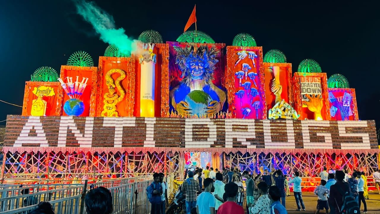 नशे के दुष्प्रभाव पर तैयार झांकी मचा रही है धूम, अभा कवि सम्मेलन 8 को नशे के दुष्प्रभाव पर तैयार झांकी मचा रही है धूम, अभा कवि सम्मेलन 8 को