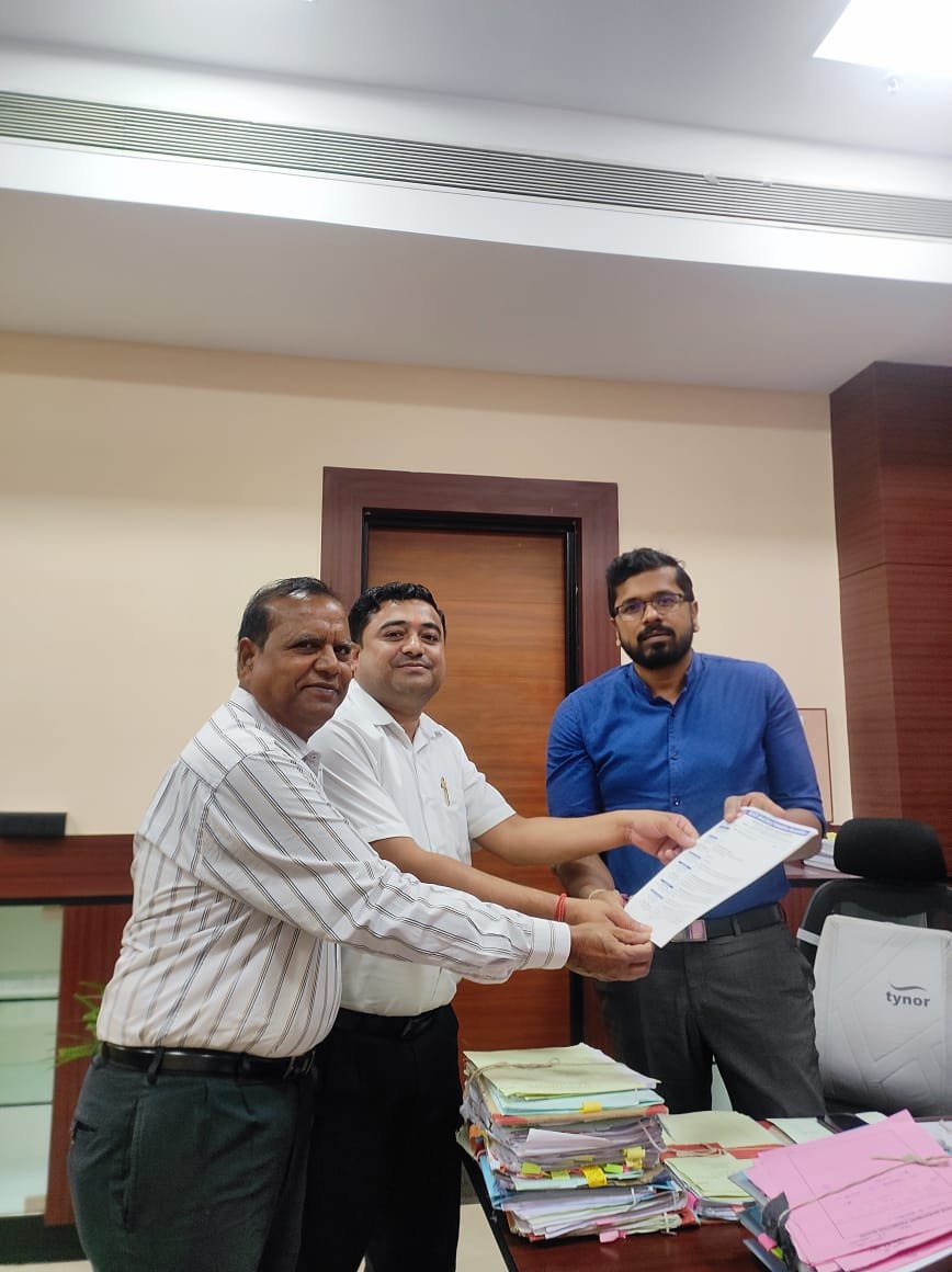 विशेष सचिव उद्योग एवं वाणिज्य ने दिखाई रुचि, जल्द ही भिलाई के एंसीलरी उद्योगों की समस्याओं का होगा समाधान, बीएसपी प्रबंधन के साथ होगी संयुक्त बैठक विशेष सचिव उद्योग एवं वाणिज्य ने दिखाई रुचि, जल्द ही भिलाई के एंसीलरी उद्योगों की समस्याओं का होगा समाधान, बीएसपी प्रबंधन के साथ होगी संयुक्त बैठक