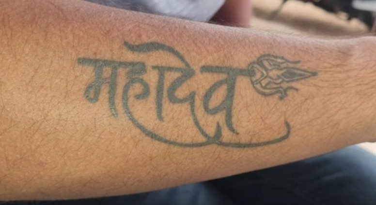 महादेव ऐप के तीन ऑपरेटर गिरफ्तार, कोहका के खंडहर नुमा मकान से कर रहे थे ऑपरेट, दो लैपटॉप, 9 मोबाइल जप्त महादेव ऐप के तीन ऑपरेटर गिरफ्तार, कोहका के खंडहर नुमा मकान से कर रहे थे ऑपरेट, दो लैपटॉप, 9 मोबाइल जप्त