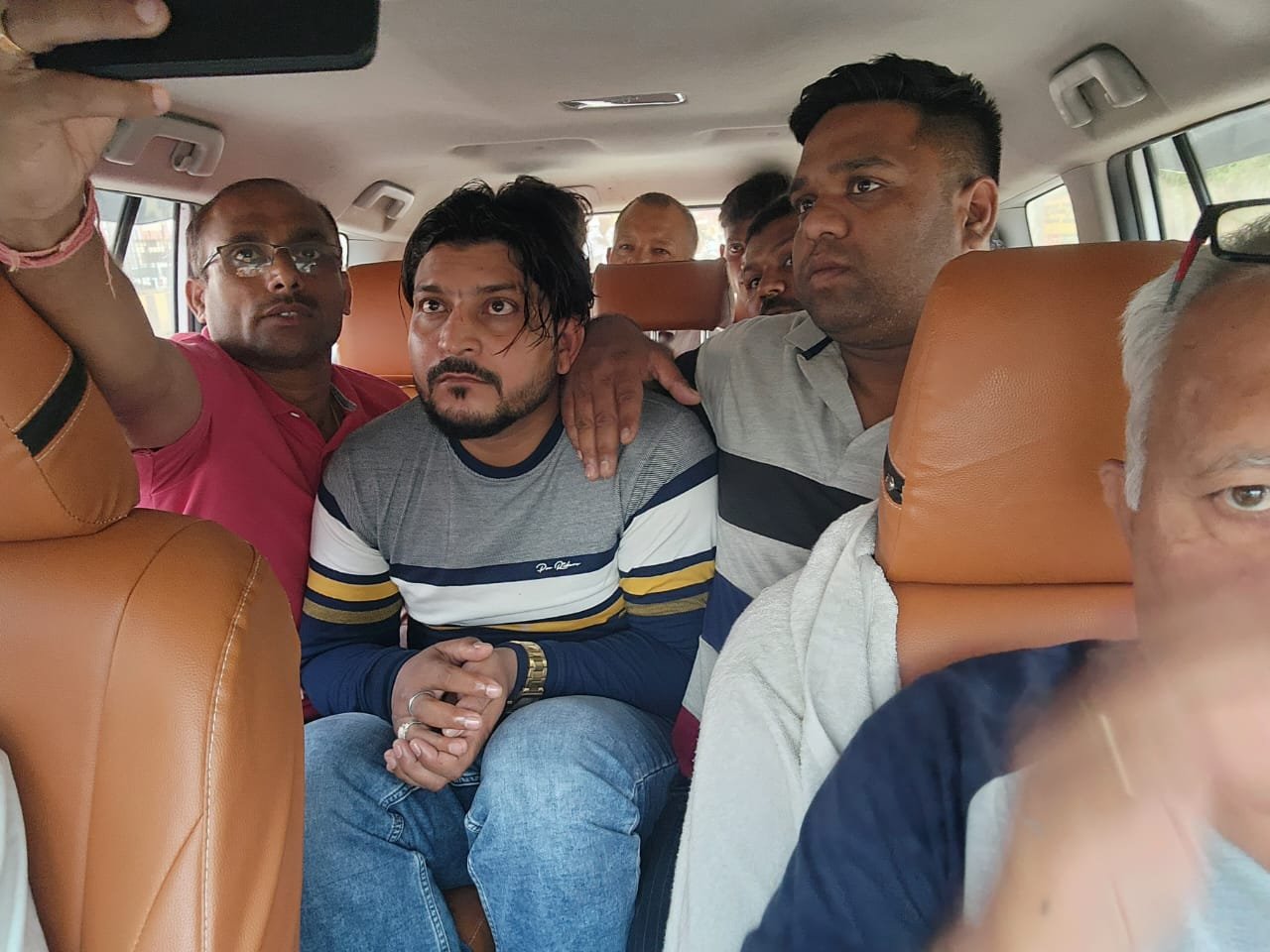 सराफा व्यवसायी की हत्या मामले में बनारस से 4 गिरफ्तार, झारखंड ,उत्तर प्रदेश की पुलिस से ली गई मदद लूटे गए सोने चांदी के जेवरात जप्त