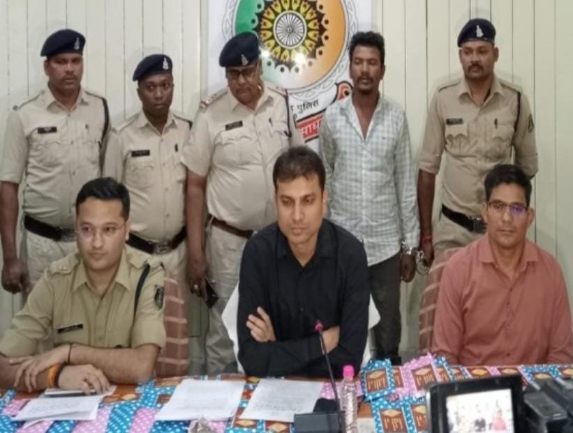 कंपनी की रकम डकारने कर्मचारी ने ही रची लूट की साजिश, कहा-वेतन और बोनस देते नहीं क्या करें…